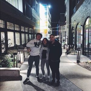 Meet your Posher, Dylan